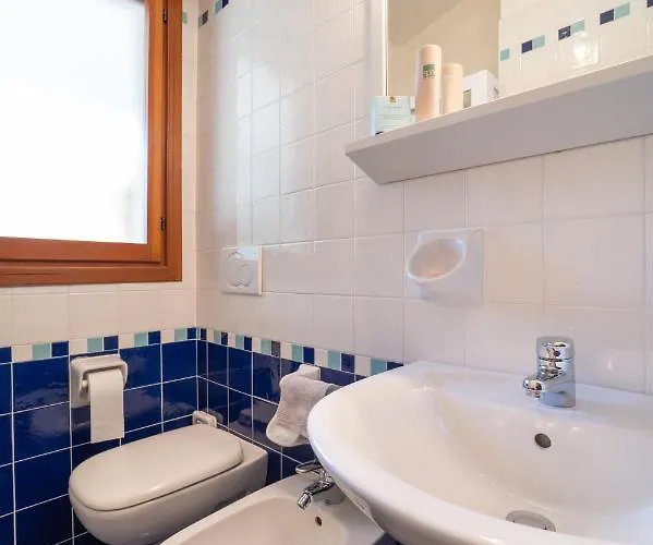 Villaggio Club Dei Pini *